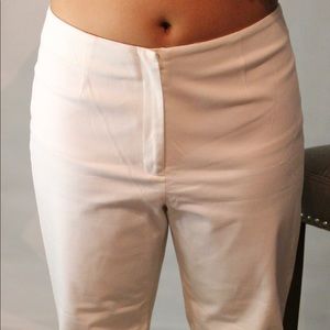 Evelyn & Arthur white pants.